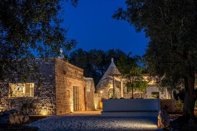 Trulli cicale e olive - Le Case di Valentina
