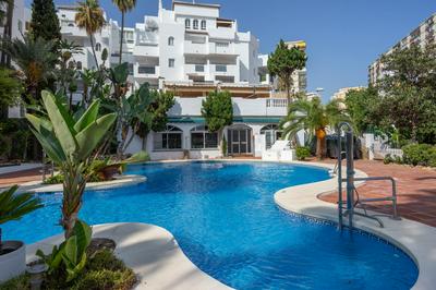 Benalmadena with sauna by Costarentals - Ref 72