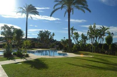 Alhaurin Golf, verzorgd appartement, zonnig terras!