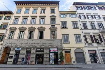 Casa MEDICI RICCARDI - 50mt da Piazza Duomo