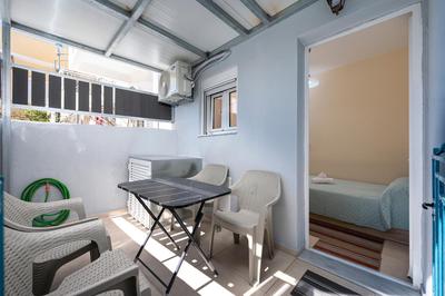 Top Spot Apartment Beach, Food & Coffee Nearby