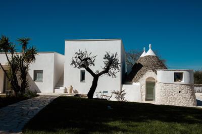 Borgo Chiancarosa, esclusivi trulli con piscina riscaldata