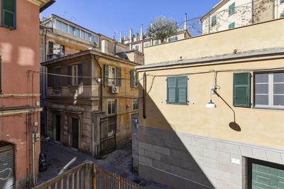 Central & Cozy Apartment by Wonderful Italy