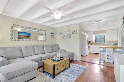 Sunny Naples - Subtropical Oasis Cottage