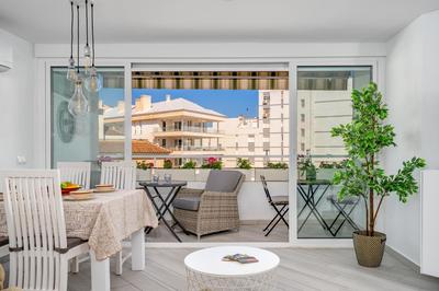 Apt Torreblanca with Pool by Costarentals - Ref 10