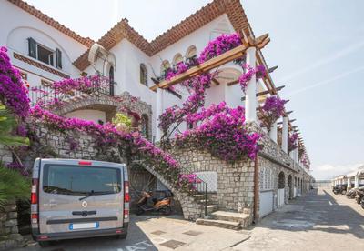 Estate4home - Villa San Montano