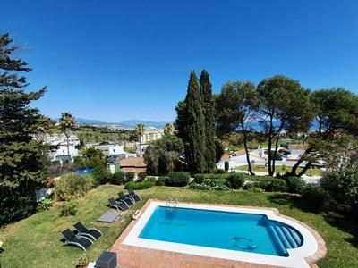 5 Bedroom Villa with HEATED Pool with breath-taking Sea Views, Walking distances to Shops Restaurants Beach