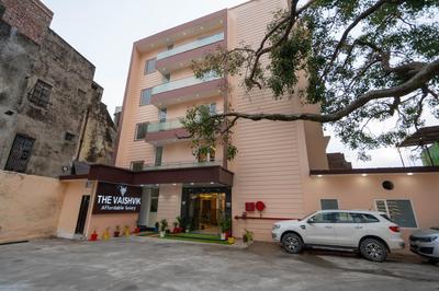 Hotel The Vaishvik Banganga Road