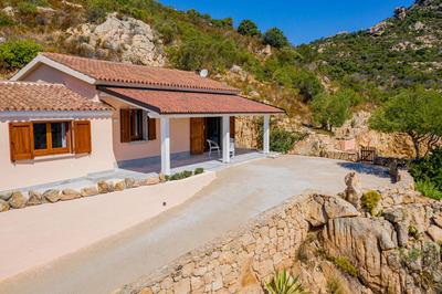Villa Fiori con Piscina by Wonderful Italy