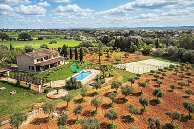 Ecovilla Jeaninne by villasmediterranean