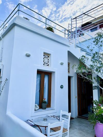 Pallada Boutique Tinos