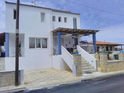 Vasia's maisonette