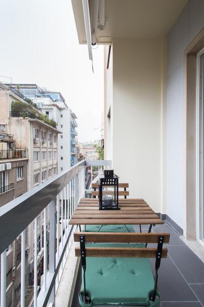 Athena’s Hideaway- Fully Renovated- Absolute Best Location