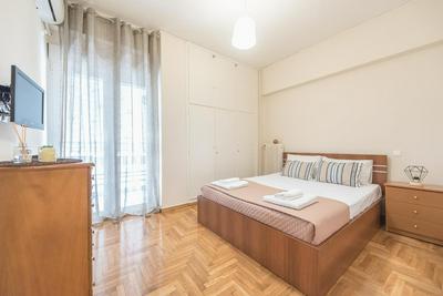 Spacious Cozy Apartment in Athens
