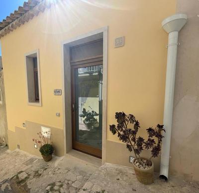 Casa Shekelesh