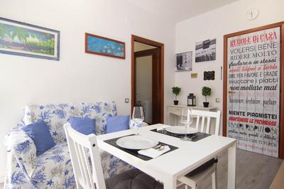[1km dalla Torre] Appart. con balcone e posto auto
