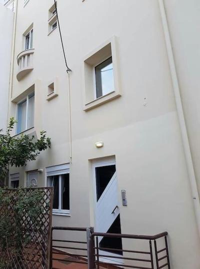 Heraklion modern studio 40 sq.m. near town center.