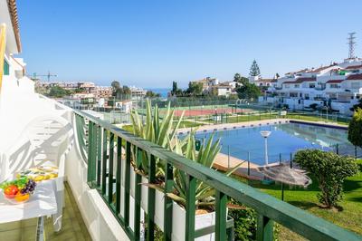 Miramar sunny patio in Fuengirola by Costarentals - Ref 79