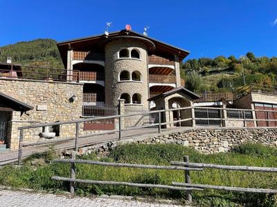 Panoramic Apartment Monno