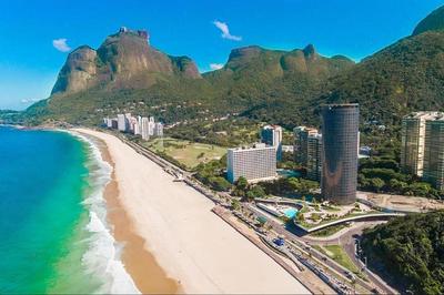 Luxuoso Hotel Nacional - Suíte com Banheira