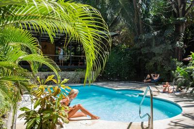Believe Surf & Yoga Lodge Santa Teresa