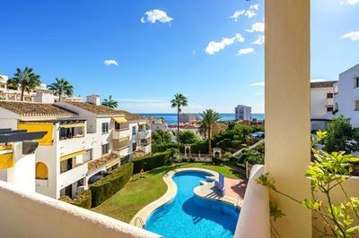 Beachclose family apt by Costarentals - Ref 185