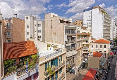 Luxury apartment on Syntagma square