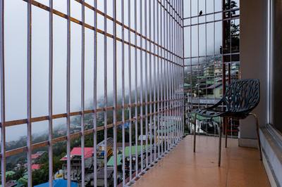 Blissful Stay, 1-min drive from MG Market