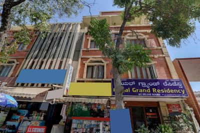 Hotel O Royal Grand Residency Near Lalbagh Botanical Garden