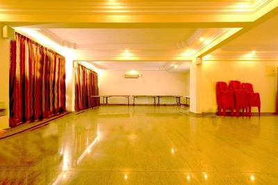 OYO Chevron Orchards Near Snow City