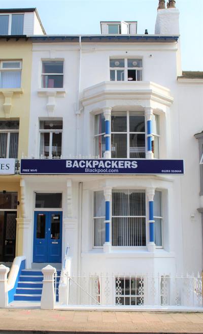 Backpackers Blackpool Hotel & Suites