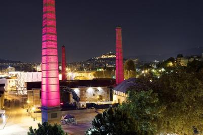 Designer loft in heart of Athens nightlife