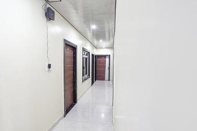 FabHotel Rajdhani