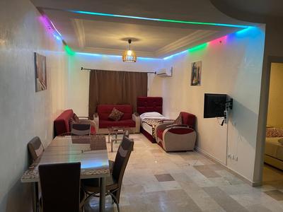 Appartements 25 4ème Étage POUR FAMILLE
