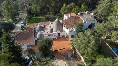 Trulli nel Bosco Itria Valley
