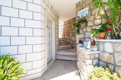 Apartments Lovro