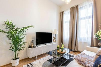 Luxurious Art Deco Apartment in the King Street