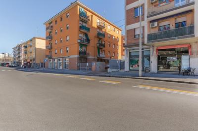 GuestHost - San Donato Fiere Essential Apartment with parking
