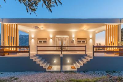 Sunset Dreams Spyros