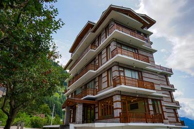 The Genial Mount, Manali