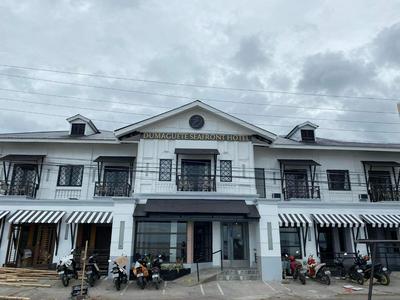 Dumaguete Seafront Hotel