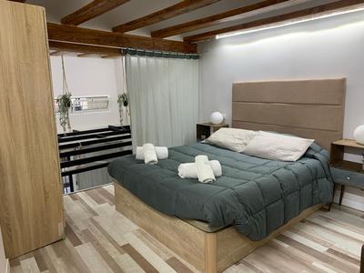 Quart Aparment
