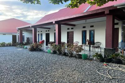 OYO 92464 Efniati Homestay Syariah