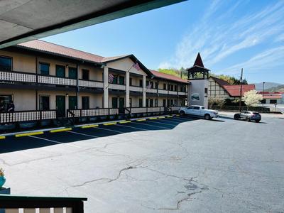 Alpine Valley Inn, Photo 2