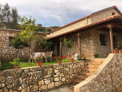 Vokopola Villa