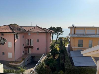 Perla Top Floor Apartment