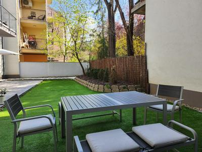 S18 "Garden in the City" Apartment