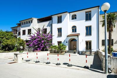 Residence Antonio - Deluxe Apartments & Rooms