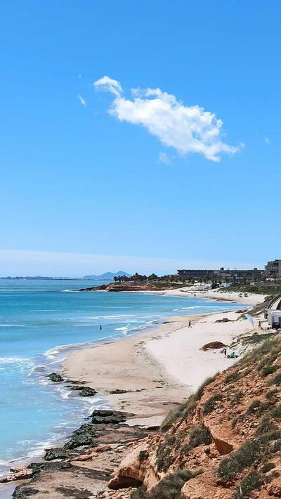 NICE 2-BEDROOMS