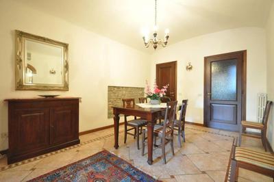lovely apartment adjacent to S.croce square